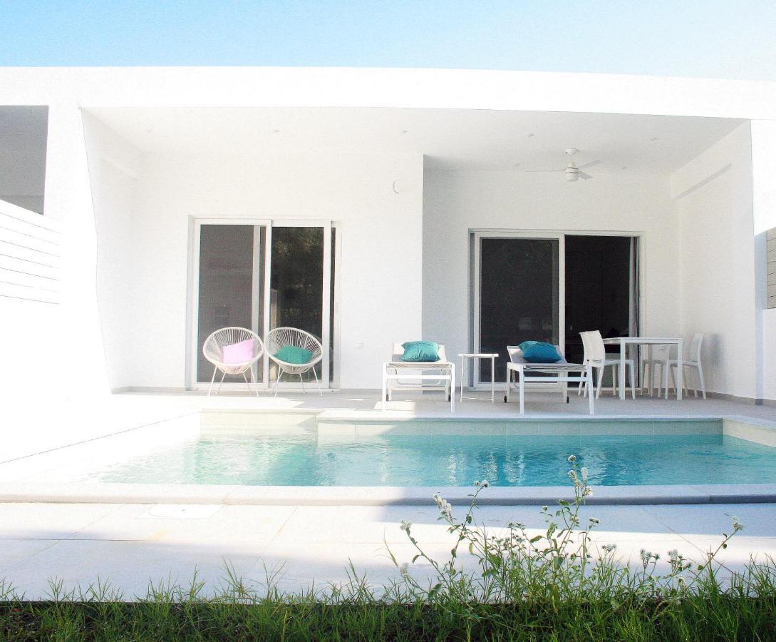 Splash Suites With Private Pools نِكيانا المظهر الخارجي الصورة