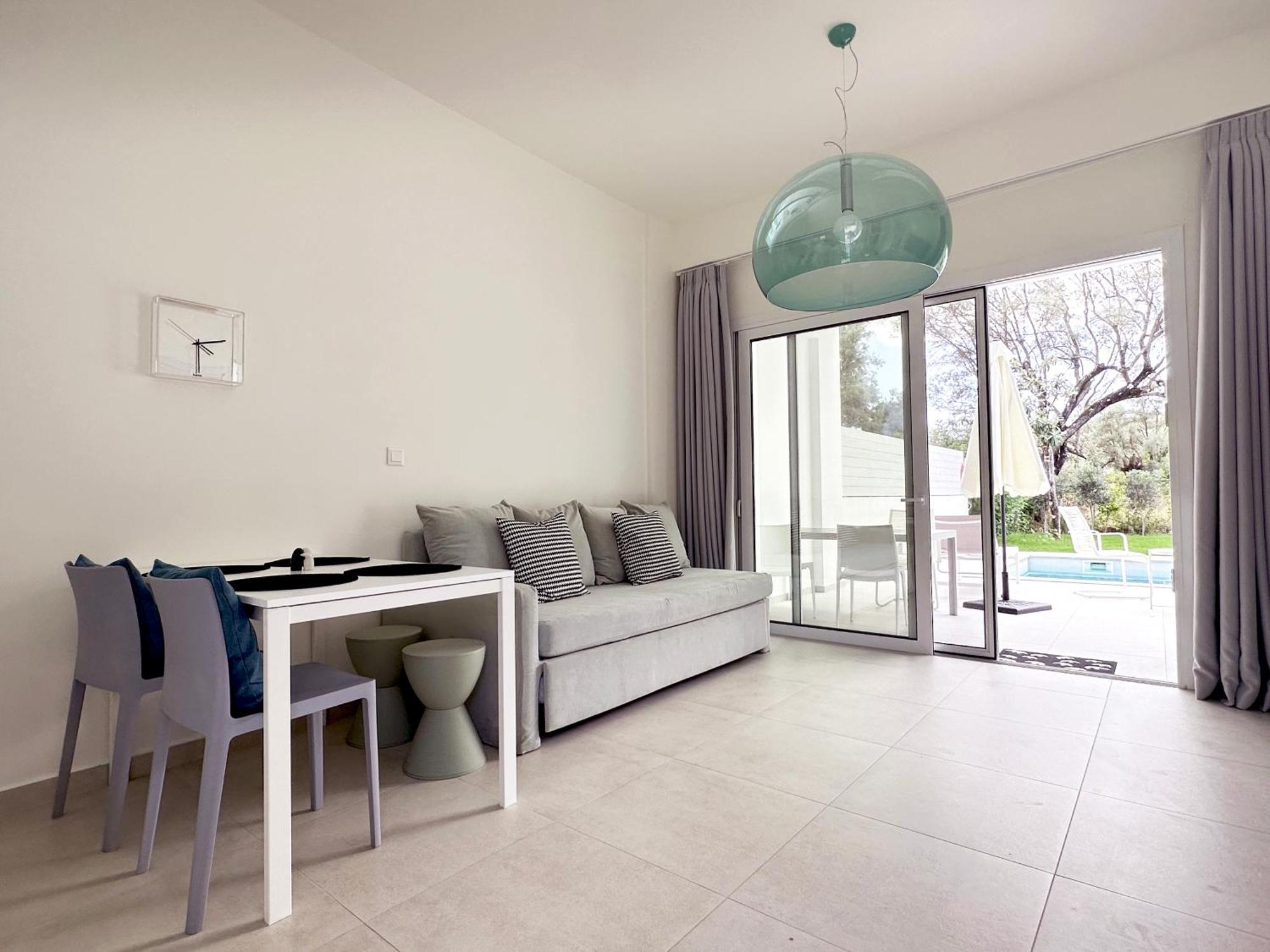 Splash Suites With Private Pools نِكيانا المظهر الخارجي الصورة